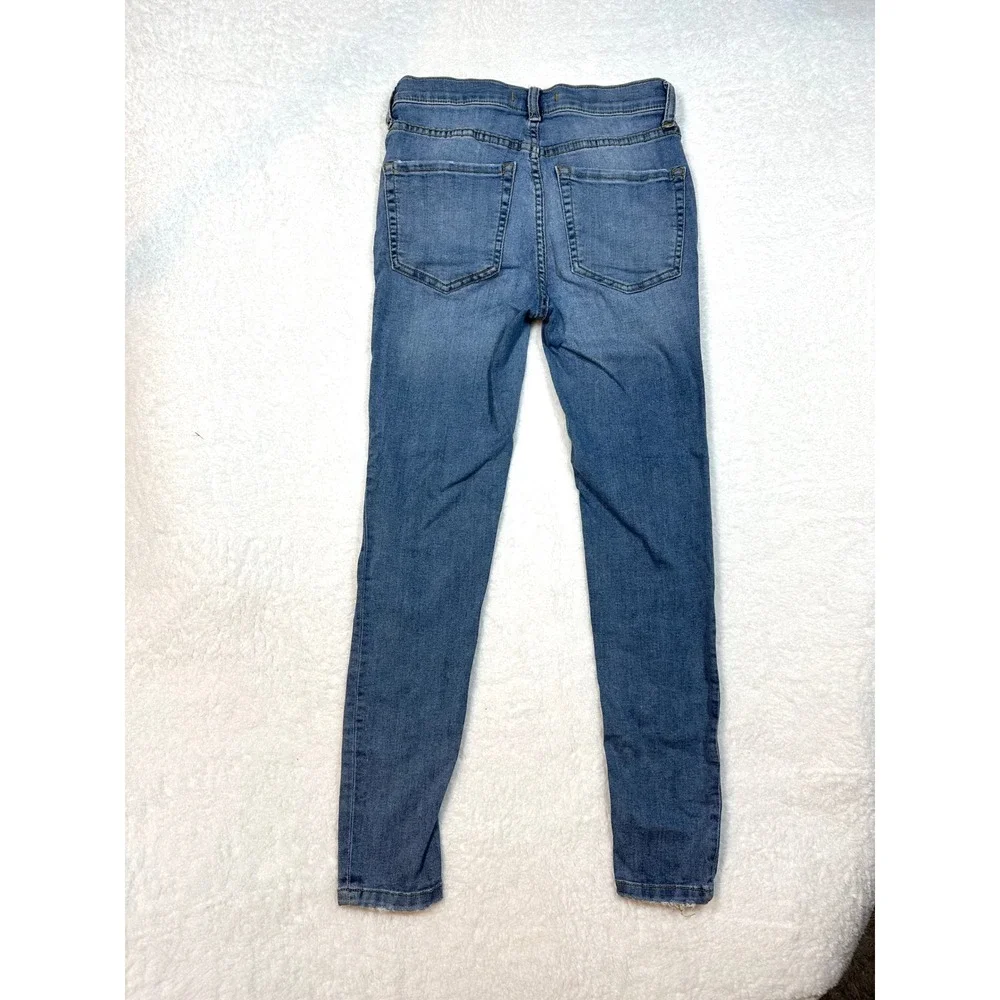Free People 26 Skinny Stretch denim Urban Outfitters ankle‎ length distressed